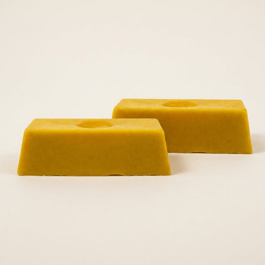 2 Blöcke Bienenwachs Gesamtgewicht ca. 840 g – 100% reines Bienenwachs & vielseitig verwendbar - Imkerei B&J