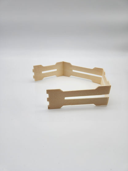 Honeycomb frames with special external dimensions suitable for insertion into Zander frames