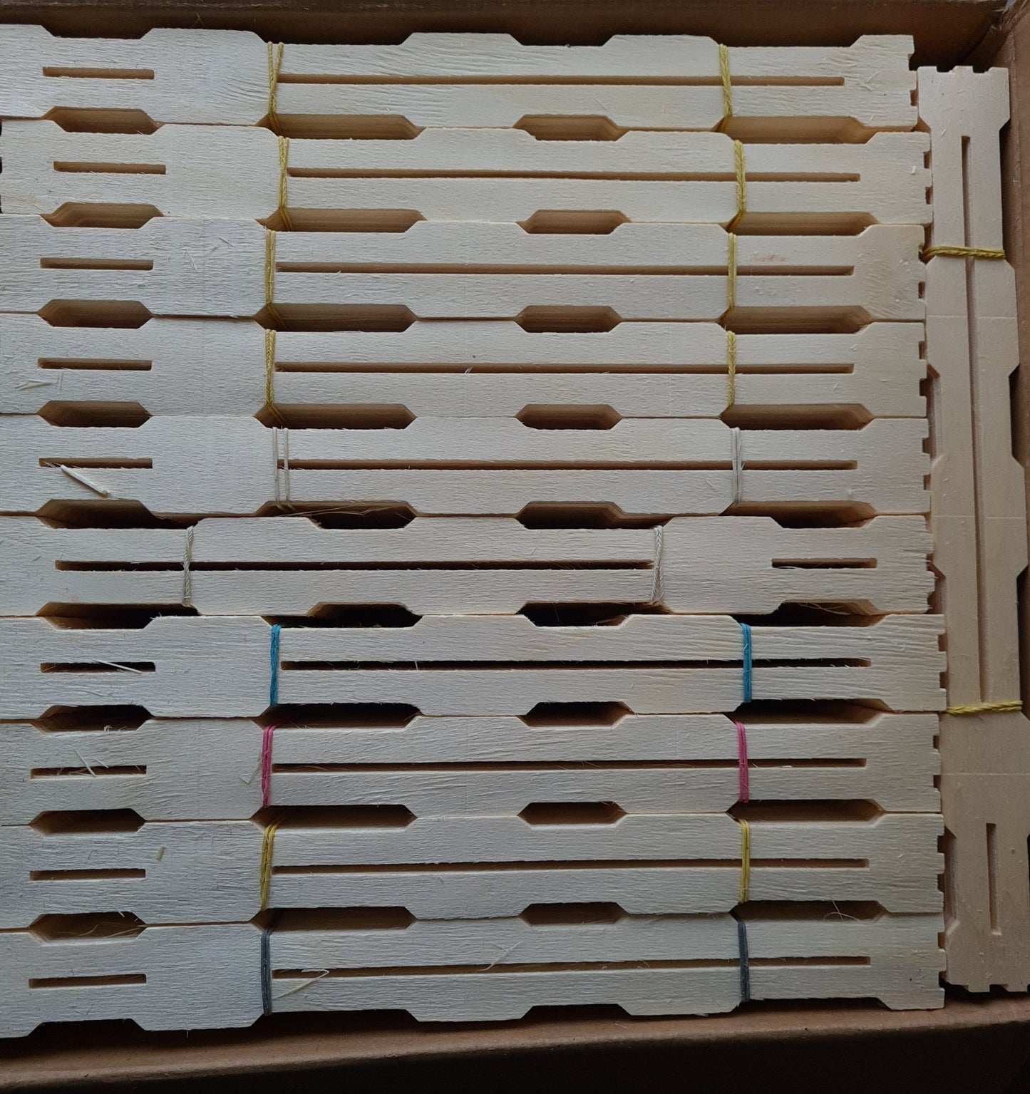 Wabenhonig - Rahmen Set 5×10 Stück – passend für 5 Zander - Rähmchen - Imkerei B&J